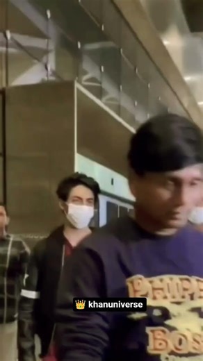 Srk Aryankhan Mask scene🥰 #ytshorts #bollywood #srk #trending #viralvideo #viralreels #bestyoutuber