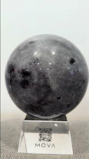 Mova Globes Moon