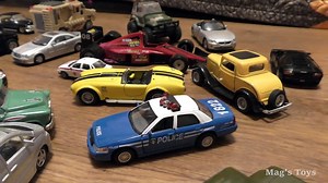 Toy cars dive in water _ Small toy cars jumping into the water _ Video for Kids-G2NWqUdWV-I