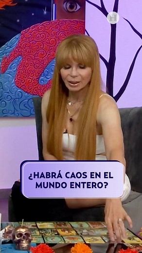 1.5M views · 8.9K reactions | ¡Ay, no! Mhoni Vidente nos advierte sobre malas noticias para el mundo  | El Heraldo Podcast | Facebook