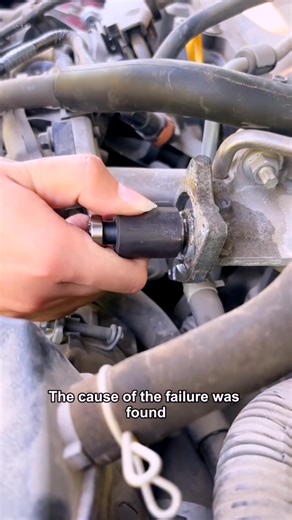 40K views · 582 reactions | EGR valve - exhaust gas recirculation valve#skills #carrepairing #automobile #tech #carsafety #mechanic | Car Lovers Unite | Facebook