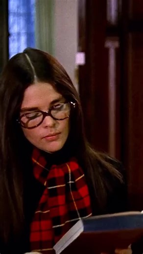 itzhak on Instagram: "Love Story is a 1970 American romantic drama based on Erich Segal's best-selling novel of the same name. Ali MacGraw stars as Jennifer "Jenny" Cavilleri, and Ryan O'Neal plays Oliver Barrett IV. The plot follows a tragic and emotional romance, which became a massive box-office hit and a cultural phenomenon. Plot summary Love Story tells the story of two college students from different social and economic backgrounds who fall in love. The Characters: Oliver Barrett IV is a w