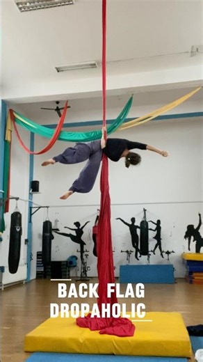 Dynamic back flag entries #shorts #aerialtutorial #circus #acrobatics #aerialsilks