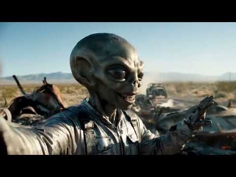 Alien Outlaw: Selfie in the Desert Wasteland
