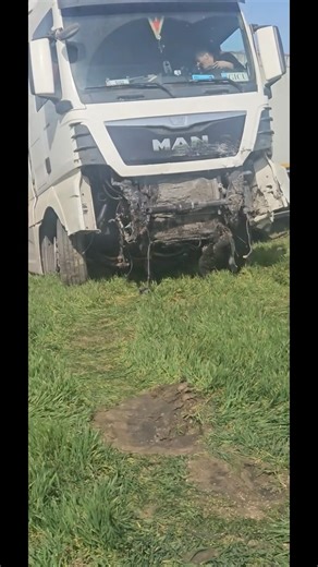 Truck crashed damage #lkw #trucks #camion