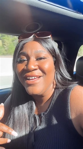 101K views · 1.3K reactions | Quelle chanson de Noël devrais-je enregistrer cette année ? Nous pigons dans vos suggestions ! ✨ | Mélissa Bédard | Facebook