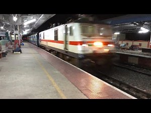 TAMIL NADU EXPRESS 2182 KM Journey to New Delhi | Indian Railways