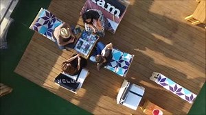 Hey everybody, it's Abraham! We've got year round rooftop vibes at our hostel ☀️🍻 | Abraham IL