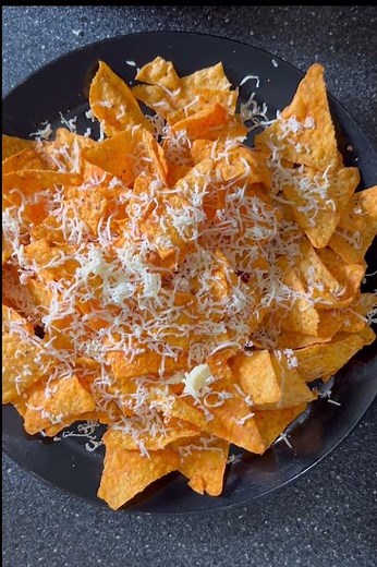 Cheese Nachos in 30 sec | "Ultimate Cheesy Nachos: A Flavor Explosion!" |