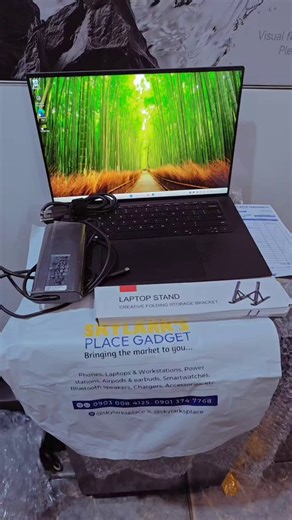WORKSTATION LEVEL DELIVERY — JOS CITYDell XPS 15 9520Core i9 (12th Gen) | 32GB RAM | 1TB SSDRTX 3050Ti GraphicsThis is not your regular laptop.With this PC, you can run heavy video edits, 3D work, coding projects, multitask like a beast — and still jump into AAA games on high settings without breaking a sweat.Another clean referral from @BakoAbel 🙏🏽🙂‍↔️We’re not just selling gadgets — we’re delivering confidence.Nationwide delivery? Locked.Changing the narrative of online shopping… and we’re 