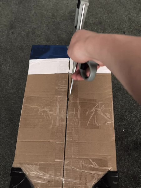 Essentials Hoodie: Must-Have Styles for Every Wardrobe