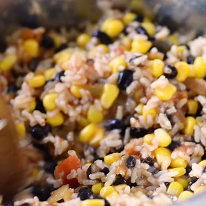 27K views · 70 reactions | Super Simple Vegan Burrito Bowls - make this your go-to lunch or dinner in a pinch! Made using pantry staples, this meatless bowl takes less than 20 minutes, making it perfect for a weeknight meal! And it's budget friendly! Grab some tortilla chips and dig in! https://www.veggieinspired.com/super-simple-burrito-bowls/ | Veggie Inspired | Facebook