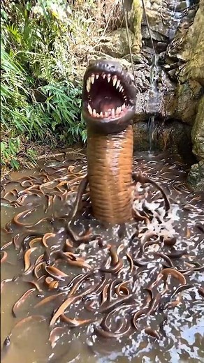 A giant leech attacked her 😱😱 #survival #bushcraft #lifehacks
