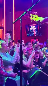 🚨Blake Shelton performs full concert at the official Grand Opening of the Ole Red Las Vegas (Night 1 of 2)! Was anyone there? Go photos/video? Video Credit: Ole Red Las Vegas #oleredlasvegas #blakeshelton | Vegas Travel News