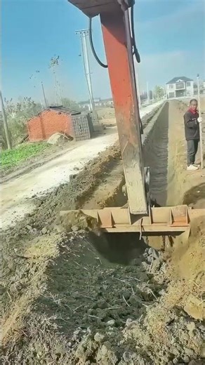 Excavator Trench Digging in Action, Amazing Efficiency!