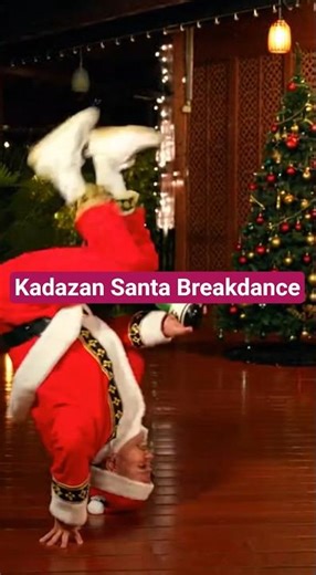 Santa doing Christmas Breakdance 🎅🔥 #christmas #dance