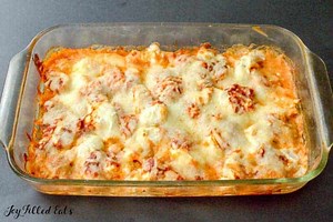 Keto Pizza Casserole - 5 Ingredients Low Carb Gluten-Free THM S