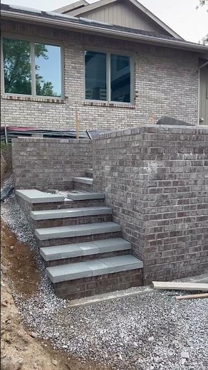 Building a staircase with cinder blocks and bricks #masonry