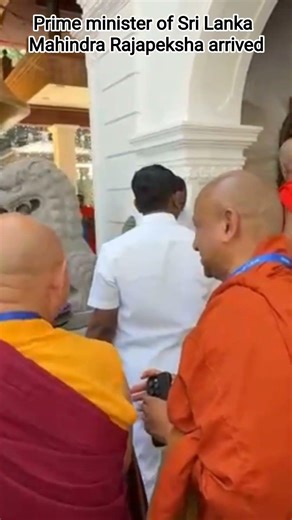prime#minister#of#Sri #Lanka#pay#respect#to #the#holy#relics#of #Buddha#Mahindra #Rajapeksha#arrived