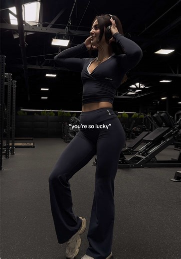 fit is new origin! 🫐 @DFYNE code: bree