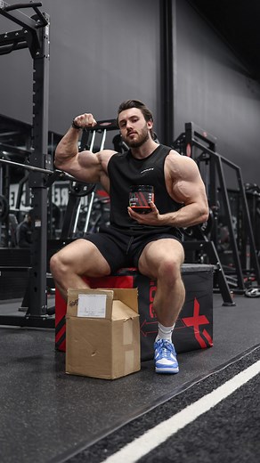 Brandon Harding on Instagram: "Just in time for the workout, an unboxing superset with biceps and triceps! Use code: Hardbody to save at checkout and support! 﫶 @hugesupplements #reels #viral #explorepage #huge #whatsinthebox"
