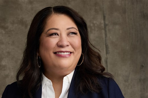 Who Is Kaliko Kauahi? Everything to Know about the St. Denis Medical Star