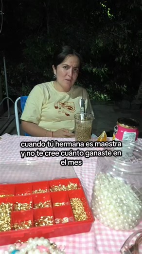 Accesorios/bijouterie/indumentaria on Instagram: "Un poquito a destiempo pero bien jajajaja . . . . . .. . . . . #humor #emprendimiento #docentes #memededocentes #emprender"