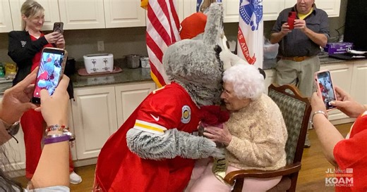 Chiefs superfan celebrates 106th birthday with KC WOLF!