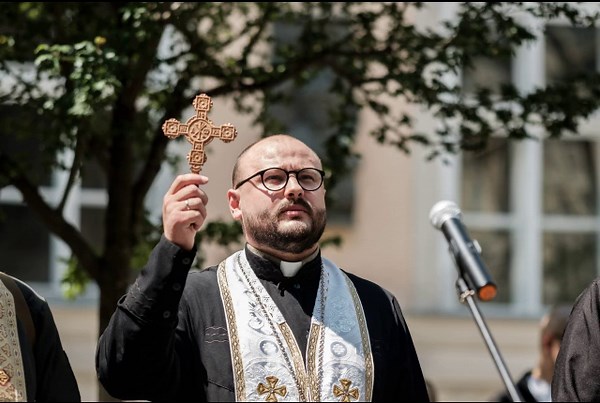 A look at daily life in the Ukrainian war