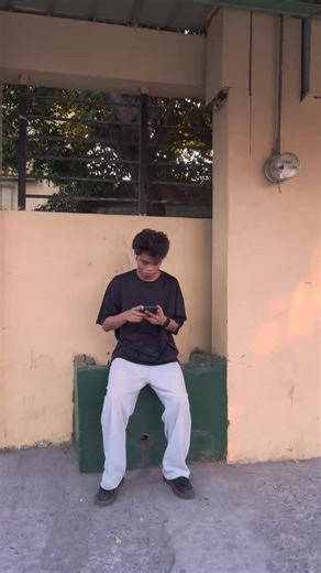 4.9K views · 106 reactions | Heyy Headturners!! “Life isn’t meant to...