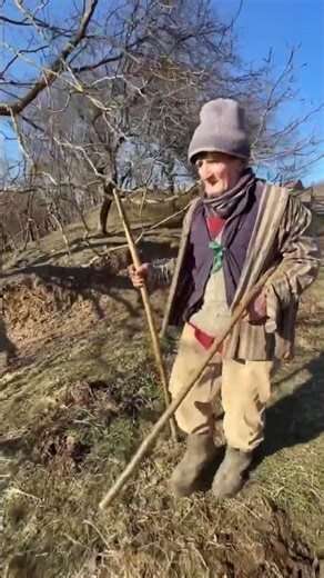 As a young man he respected his wife 🤗👌🏻 #romania