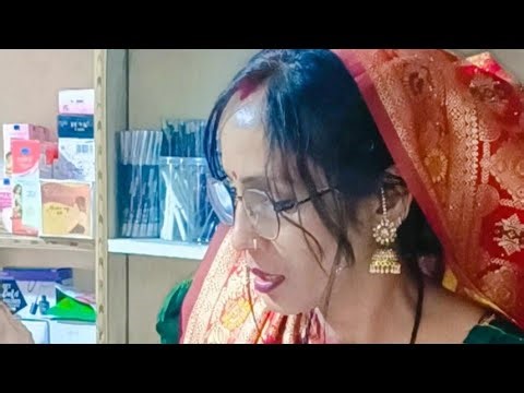 Preeti Vishwakarma is live threading paper cutting student practice