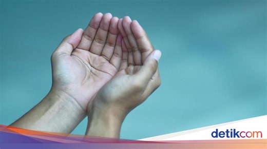 8 Doa untuk Ibu Lengkap Arab, Latin, dan Artinya