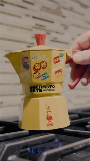Tiramisu latte. This bialetti x sakomoto days pot is a stunner. #bialetti #homecafé