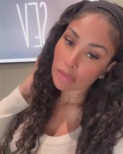 Anansa on Instagram: "Soft Life 🤍 Queen Treatment Only 👑 #Thankful😍"