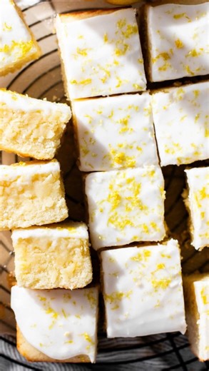 Mimi | Eats Delightful | lemon brownies (aka lemonies) 🍋 they have all the dense and fudgy texture of a brownie with the bright and fresh flavor of a lemon cake!... | Instagram