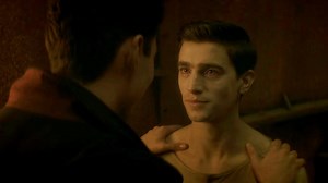 'Dead Boy Detectives' star George Rexstrew on *that* scene on the stairs with Charles