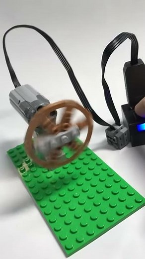 Lego (R) Power Functions to USB power adapter