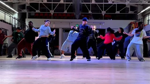 Alfred on Instagram: "feelin lil jealous, im bitter😤 . still digesting the multitude of layers on this album. i find something new after each listen. no skips. SOLACE & THE VICES FOR THE REST OF 2025. “Damn” was the warm up🌡️ . Thank you @citydancelive @sandycitydance @instajylly for always making space for me to share! 🫶🏼🤞🏼"