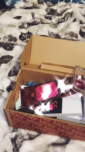 𝚂𝚊𝚛𝚊'𝚜 𝚘𝚛𝚍𝚎𝚝! 📦