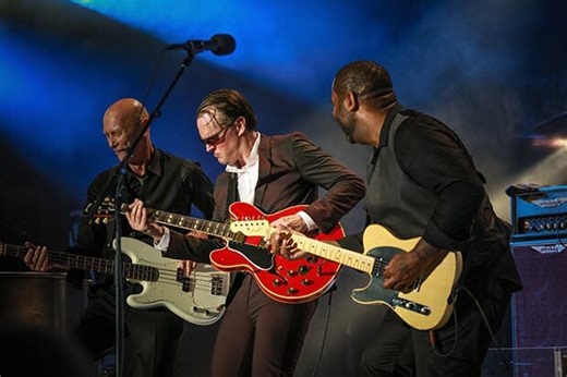 15 Best Blues Songs of All Time - Singersroom.com