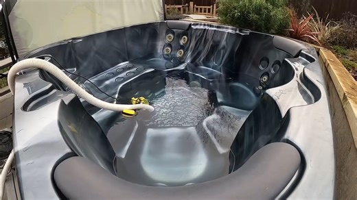 How to safely empty and restore a hot tub