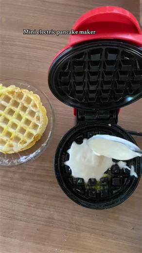 Mini Electric Pancake Maker for Quick Breakfasts