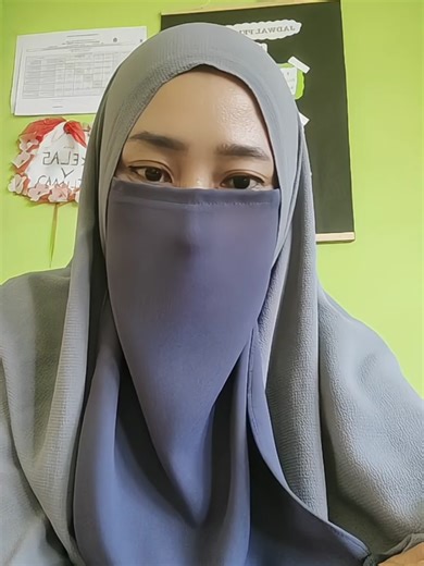 Ypatty Wardhi (@ypattywardhi)’s videos with suara asli - Ypatty Wardhi