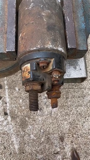 103K views · 382 reactions | Screw Extractor Tools Recommendations #Maintenance #goodtoolsshare | Crocodoom | Facebook