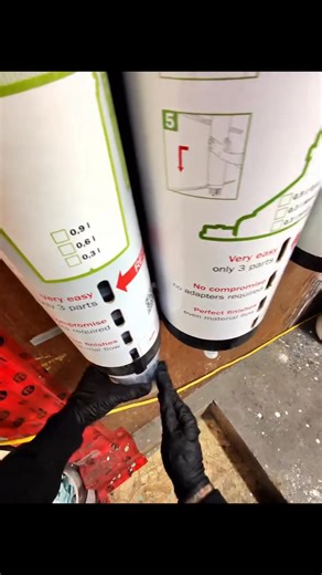 Pure ASMR by @paintmasterflex - getting SATA RPS cup ready for clear 🔥 The RPS multi-purpose cups are available in three different sizes (0.3 l; 0.6 l; 0.9 l). Thanks to the SATA Quick Cup Connector (QCC), the cups are compatible with all SATA spray guns. The SATA RPS cups have three main characteristics: bendable, stable and clean. Pure ASMR par @paintmasterflex - Préparation de la tasse SATA RPS pour un nettoyage 🔥 Les godets polyvalents RPS sont disponibles en trois tailles différentes (0,3