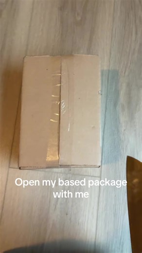 Unboxing the Based Deluxe Bundle: A Wine and More Experience