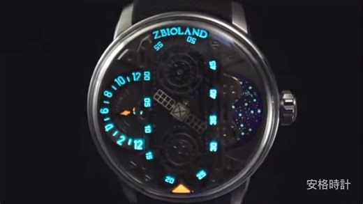 🛰️以衛星運行軌道為靈感的時間機械🌍 當時間不再以指針刻畫， 而由一顆「衛星」在軌道上運行， 每一秒都像太空漫遊的軌跡。 芝麻鏈傳動系統， 以微米級齒輪同步能量輸出， 確保每一秒的流動皆穩定且精確， 象徵科技與宇宙時間的共振—— 非旋轉，而是「推進」 讓走時不僅精準， 更像是一場微縮的天體運作。 右側的星辰與月亮盤， 以日夜更替的節奏提醒我們， 無論地球如何轉動，時間依然靜靜閃耀。 夜幕降臨時， Super-LumiNova 螢光讓整個錶盤化作太空艙的儀表系統—— 光線低語，機械在呼吸， 這一刻，時間是宇宙最詩意的運算。 #瑞士自動上來機芯 #太空艙式微凸弧形藍寶石鏡面 -專業手錶維修保養 -電池更換錶節調整錶帶更新 -外縣市離島都可以寄送 📡高雄市三民區北平一街152號 📞07-5535112 ⏱️13:00-21:00每週二三固定店休 其餘不定時店休時間請參考置頂🔝月休表 🔍歡迎官方Line搜尋「安格時計」加入 隨時與我們聯繫 | 安格時計