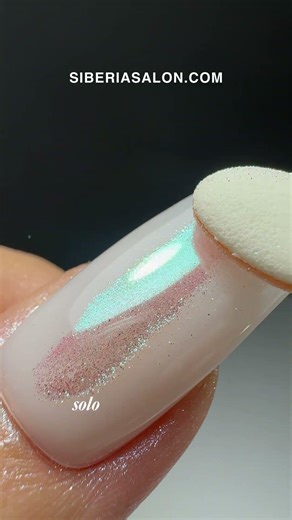 GLASS AND PEARL EFFECT IN SECONDS #nails