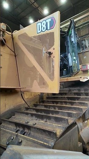 Dozer Cat D8T in Shop #shorts